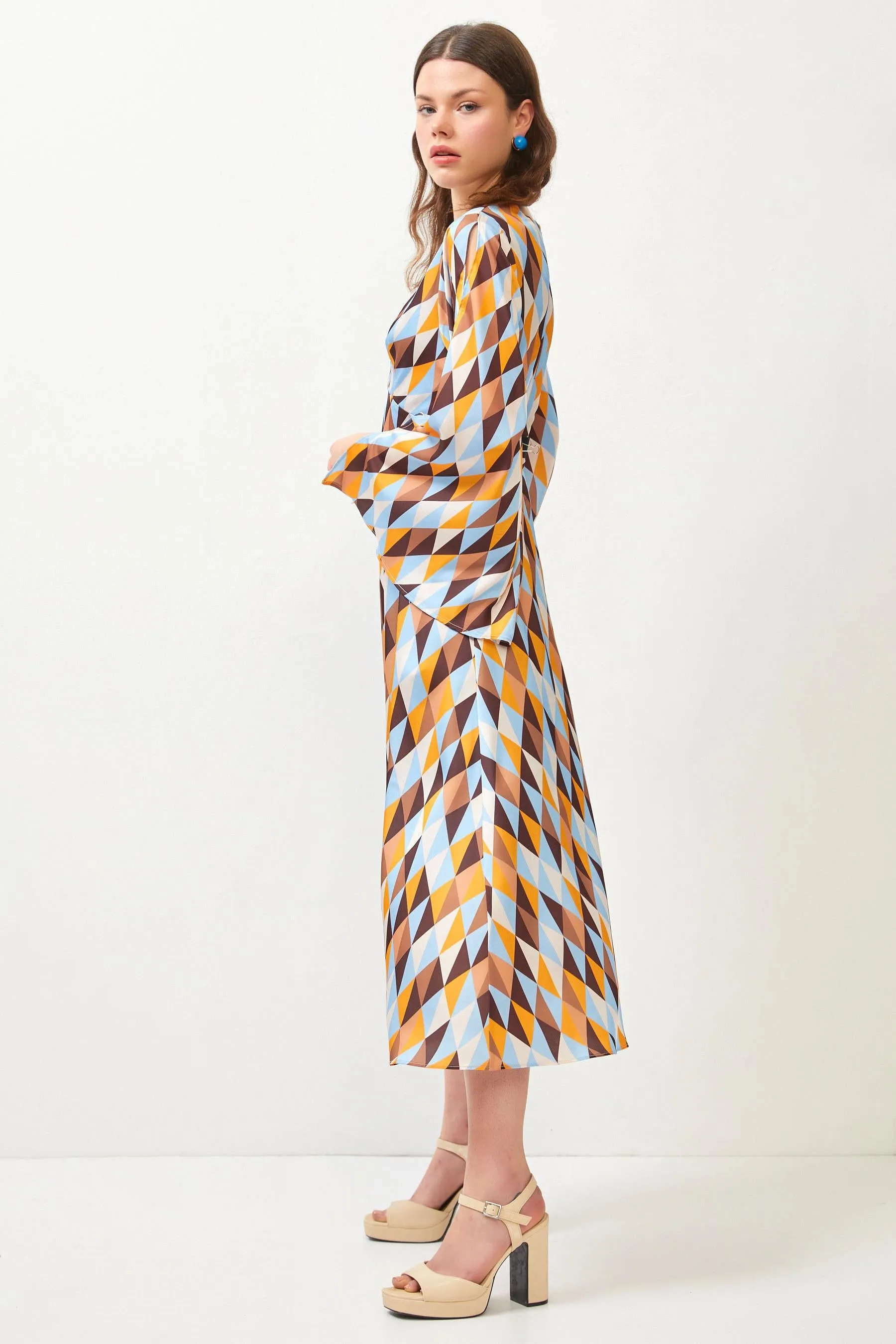 Abstract Print Brown/Blue Cut Out Detail Angel Sleeve Midi Dress