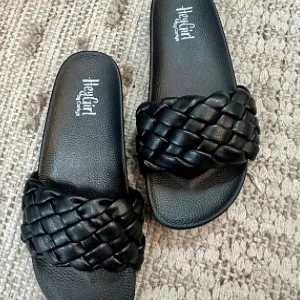 Braided Leather Sandal- Black