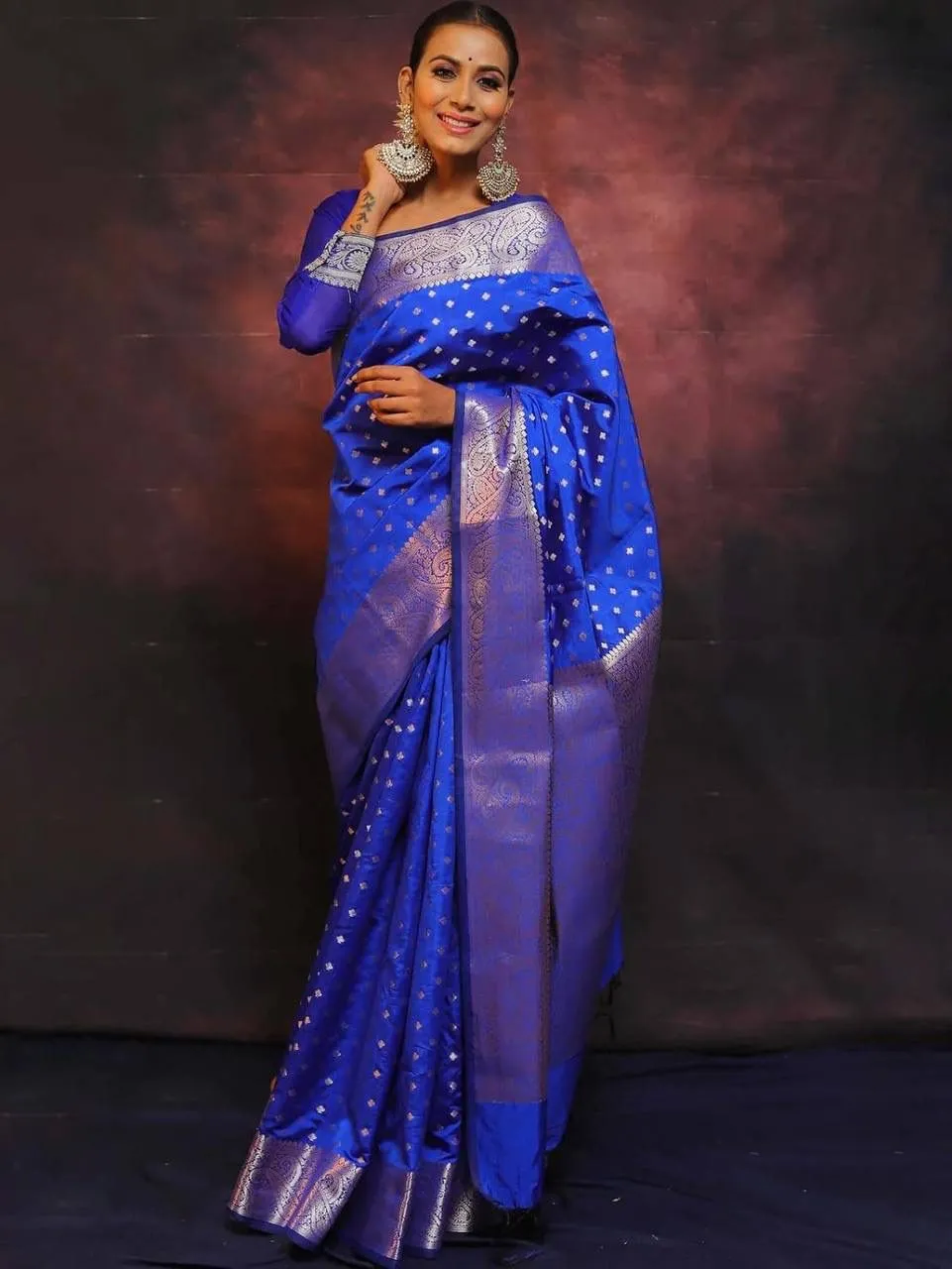 Breathtaking Royal Blue Soft Silk Saree With Fairytale Blouse Piece