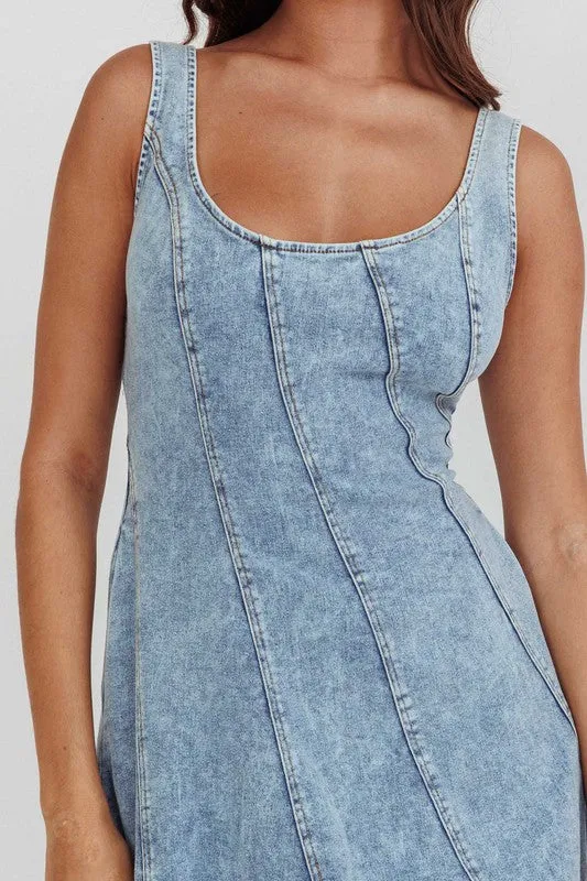 Cheyanne Sleeveless Denim Midi Dress Light Wash