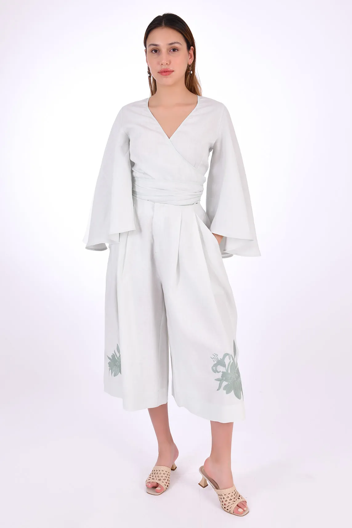 DES-VU SHORTS SET