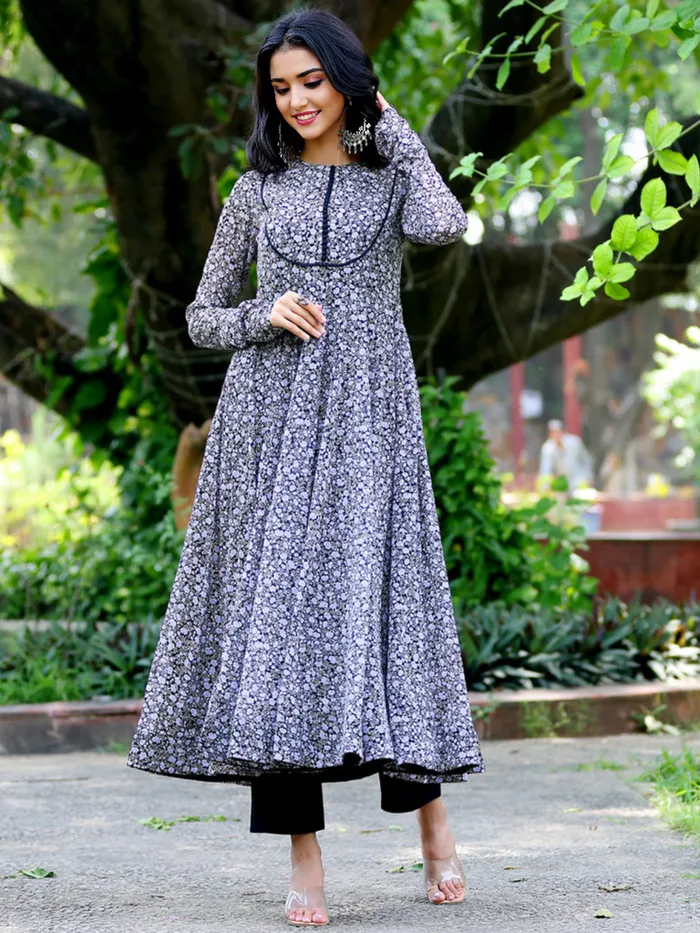 Floral Charm Round Neck Dress