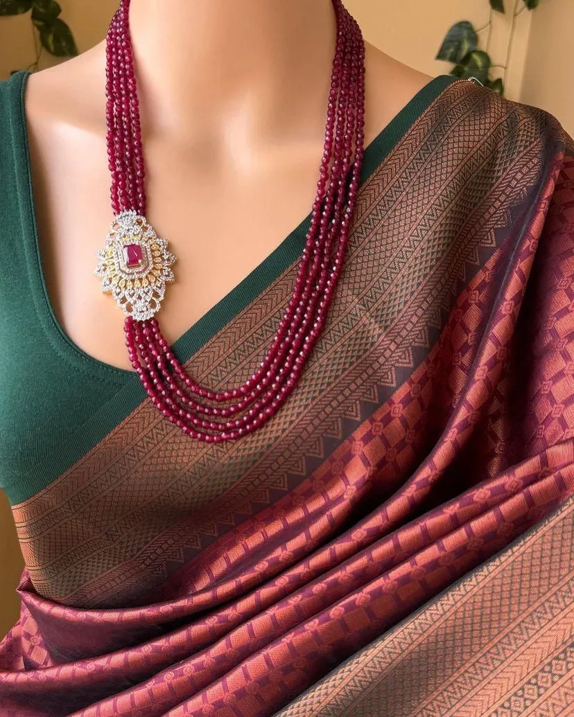 Ineffable Maroon Soft Silk Saree With Mellifluous Blouse Piece