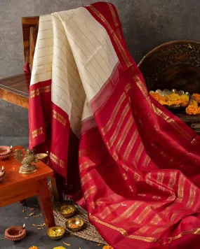 Sonorous Off White Soft Silk Saree With Glamorous Blouse Piece